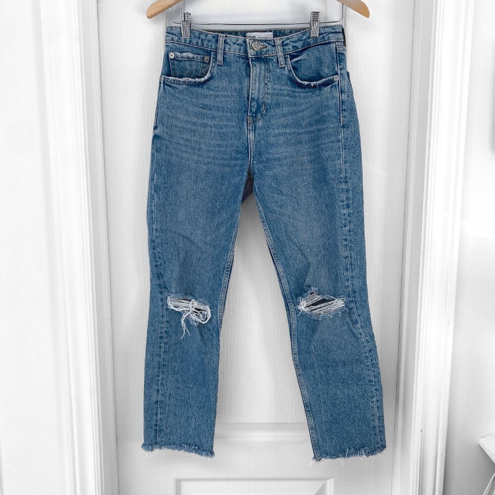Zara High Waisted Distressed Straight Leg Jeans Size 4